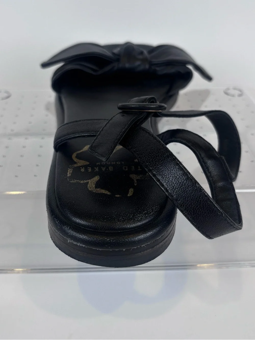 Ted Baker London Halah Black Leather Bow Flat Sandals Sz 6